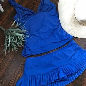 Two piece bathing suit Kenneth Cole Reaction